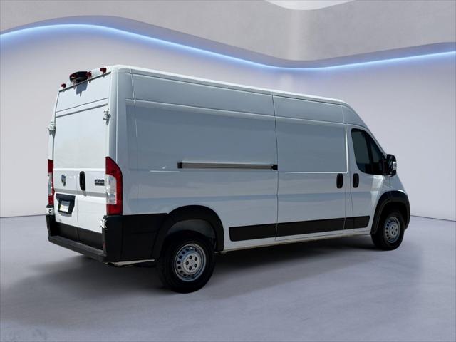 2025 Ram ProMaster 2500 Cargo Van Tradesman High Roof 159" WB w/Pass Seat