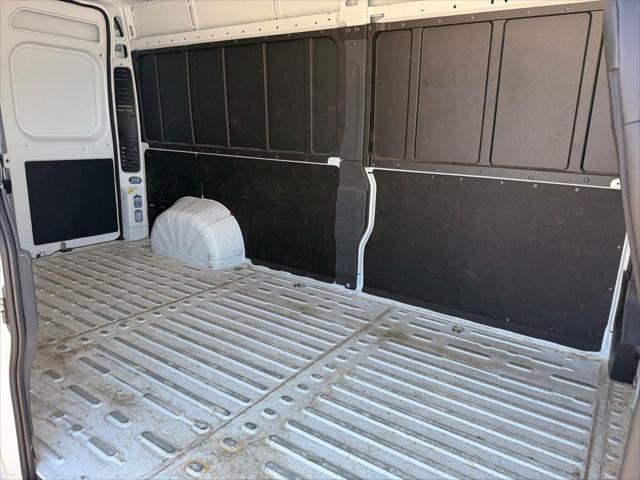 2025 Ram ProMaster 2500 Cargo Van Tradesman High Roof 159" WB w/Pass Seat