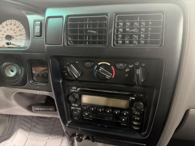 2002 Toyota Tacoma Base V6