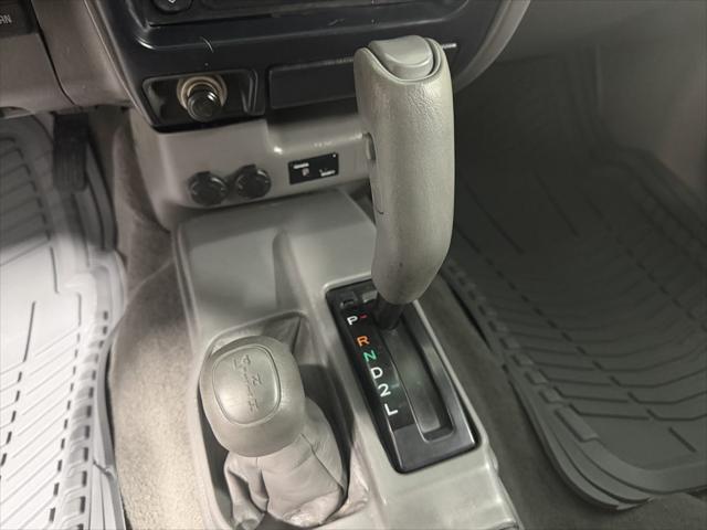 2002 Toyota Tacoma Base V6