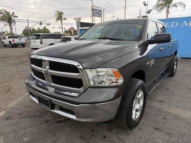 2019 Ram 1500 Classic SLT Crew Cab 4x2 6'4" Box