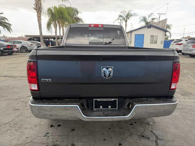 2019 Ram 1500 Classic SLT Crew Cab 4x2 6'4" Box