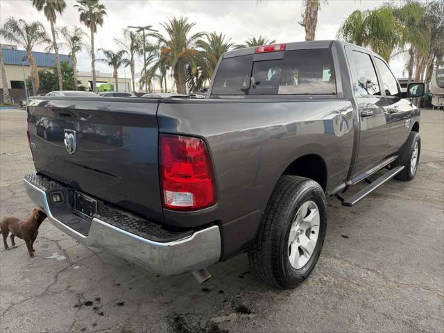 2019 Ram 1500 Classic SLT Crew Cab 4x2 6'4" Box