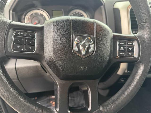2019 Ram 1500 Classic SLT Crew Cab 4x2 6'4" Box
