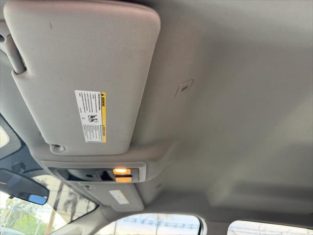2019 Ram 1500 Classic SLT Crew Cab 4x2 6'4" Box