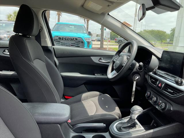 2023 Kia Forte LXS