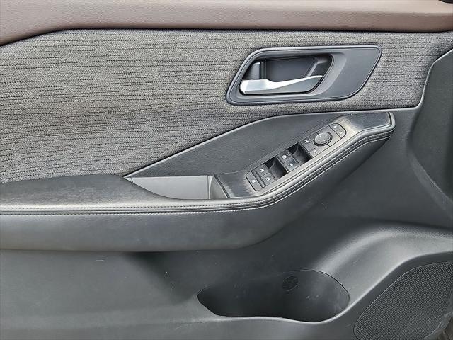 2022 Nissan Rogue SV Intelligent AWD
