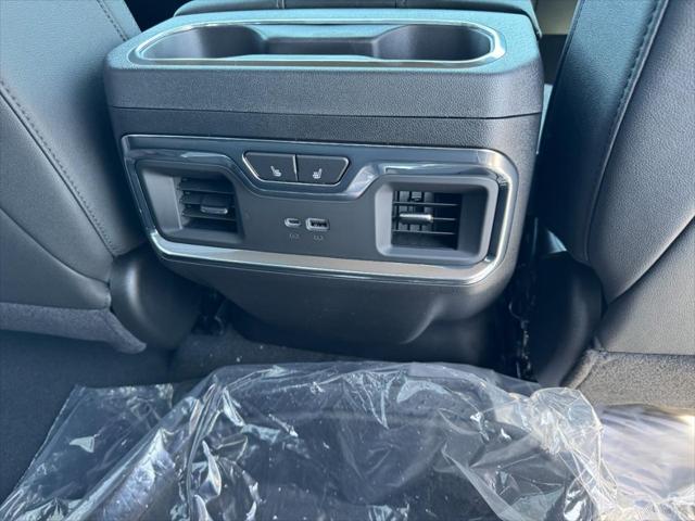 2026 GMC Sierra 2500HD Crew Cab, Standard Bed, SLT, 4WD