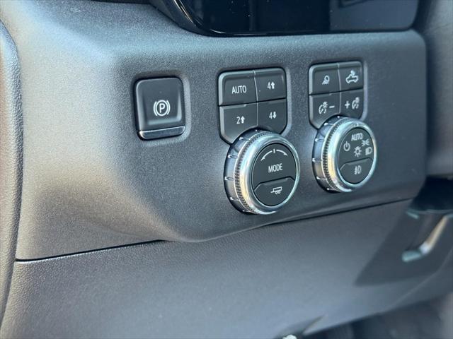 2026 GMC Sierra 2500HD Crew Cab, Standard Bed, SLT, 4WD