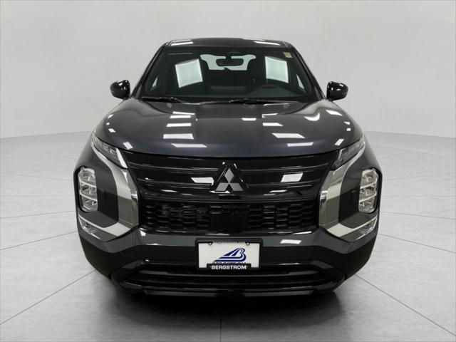 2026 Mitsubishi Outlander LE 1.5T S-AWC