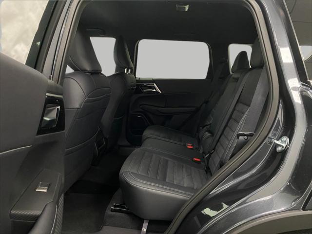 2026 Mitsubishi Outlander LE 1.5T S-AWC
