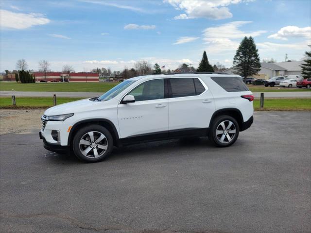 2023 Chevrolet Traverse AWD LT Leather
