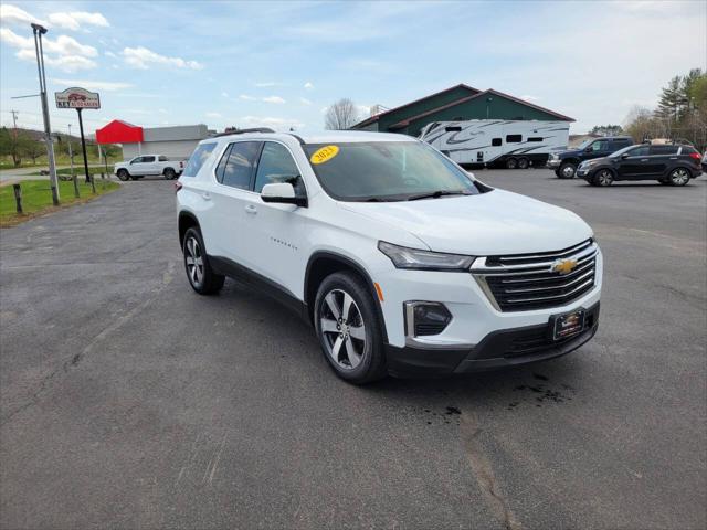 2023 Chevrolet Traverse AWD LT Leather