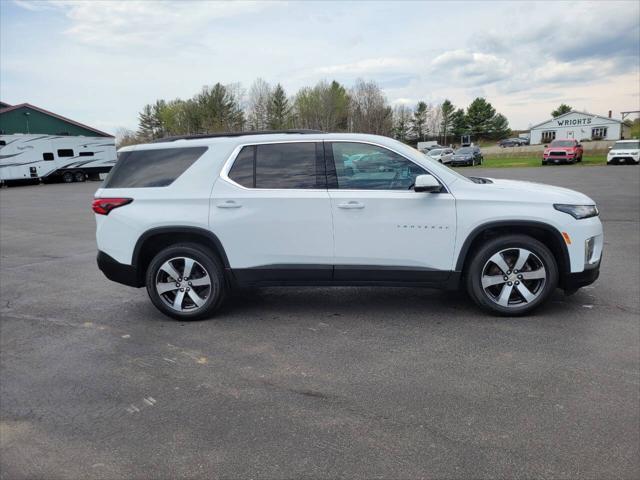 2023 Chevrolet Traverse AWD LT Leather
