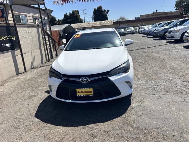 2017 Toyota Camry SE