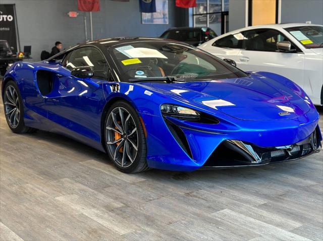 2023 McLaren Artura Base 2dr Coupe