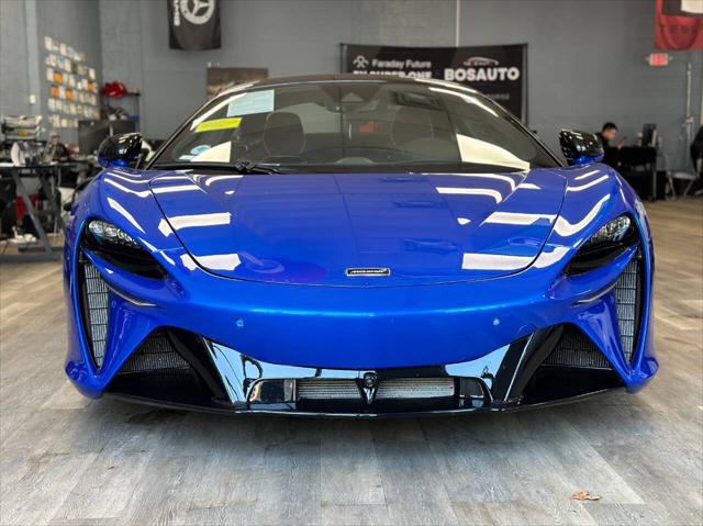 2023 McLaren Artura Base 2dr Coupe