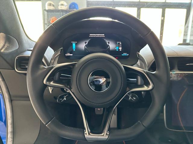 2023 McLaren Artura Base 2dr Coupe