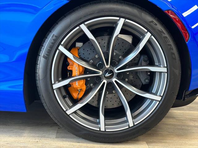 2023 McLaren Artura Base 2dr Coupe
