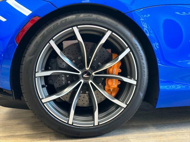 2023 McLaren Artura Base 2dr Coupe