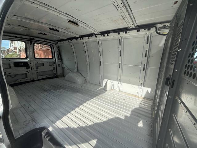 2020 Chevrolet Express Cargo Van RWD 2500 Extended Wheelbase WT