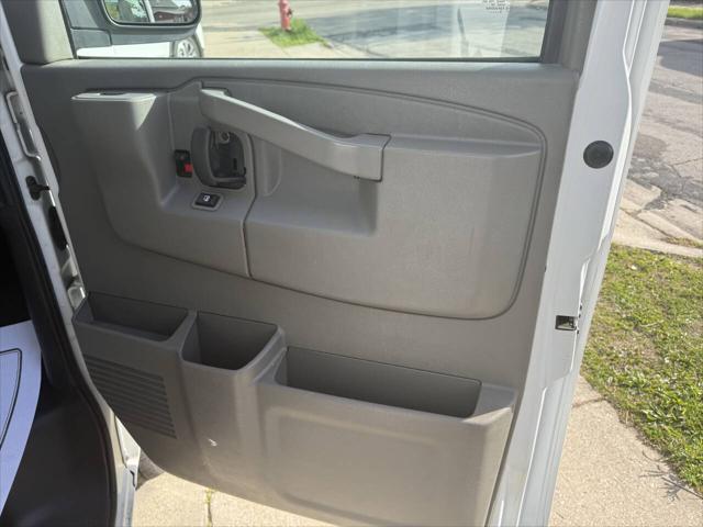 2020 Chevrolet Express Cargo Van RWD 2500 Extended Wheelbase WT