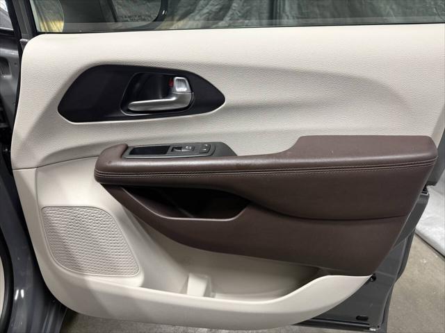 2020 Chrysler Pacifica Touring L Plus