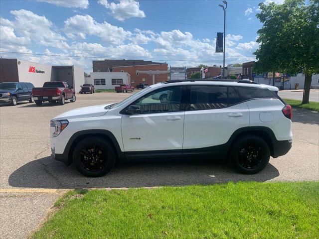 2022 GMC Terrain AWD AT4