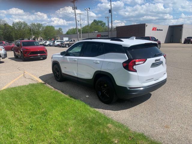 2022 GMC Terrain AWD AT4