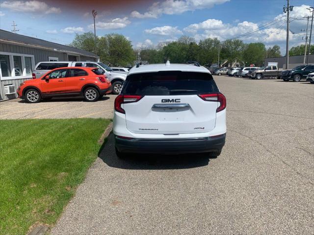 2022 GMC Terrain AWD AT4