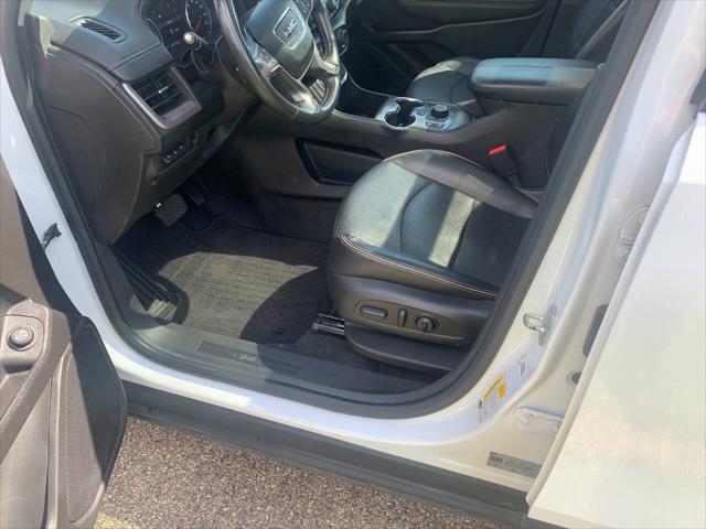 2022 GMC Terrain AWD AT4