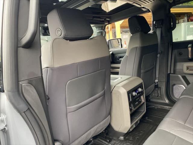 2025 GMC HUMMER EV e4WD 2X