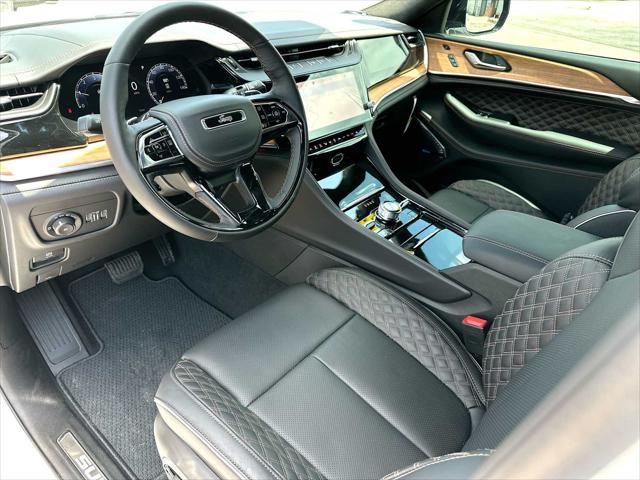 2026 Jeep Grand Cherokee Summit 4x4
