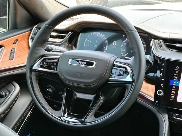 2026 Jeep Grand Cherokee Summit 4x4
