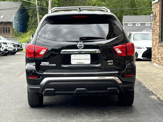 2019 Nissan Pathfinder SV
