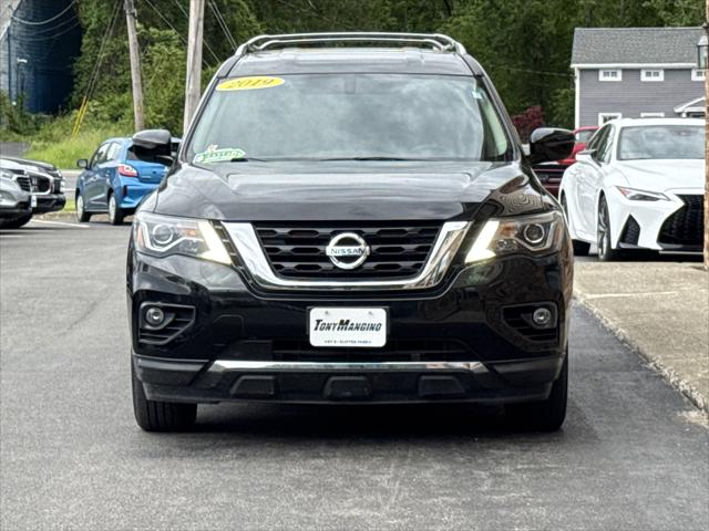 2019 Nissan Pathfinder SV