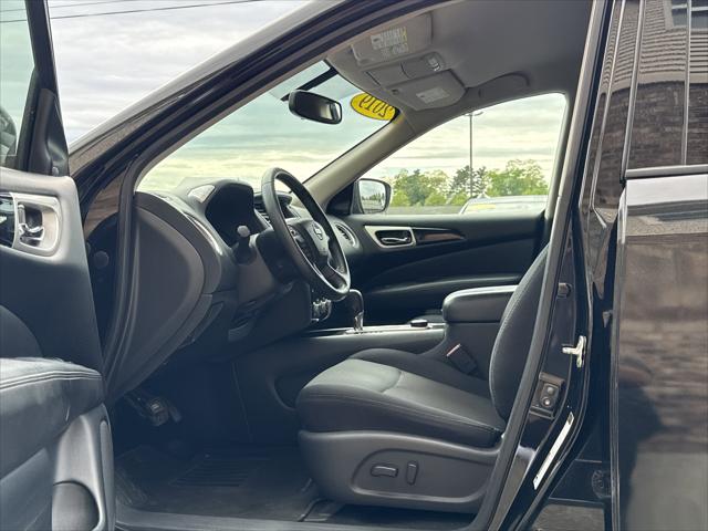 2019 Nissan Pathfinder SV