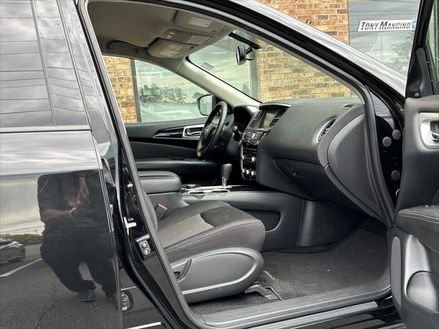 2019 Nissan Pathfinder SV