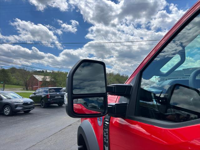 2026 Ford F-550 F-550&reg; Lariat&reg;