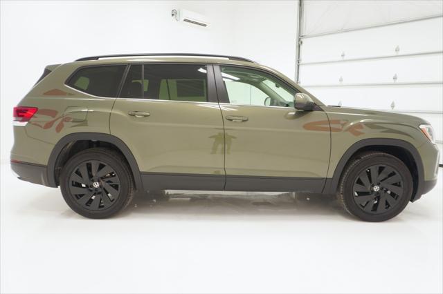 2026 Volkswagen Atlas SE with Technology