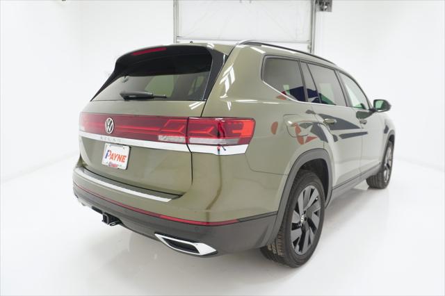 2026 Volkswagen Atlas SE with Technology
