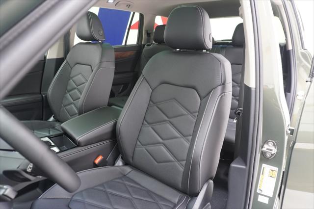 2026 Volkswagen Atlas SE with Technology