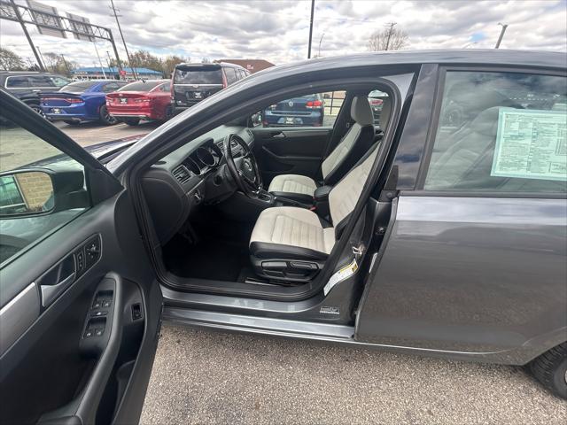 2016 Volkswagen Jetta 1.8T Sport