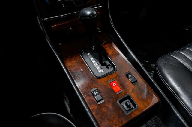 1987 Mercedes-Benz 560 SERIES 560 SL