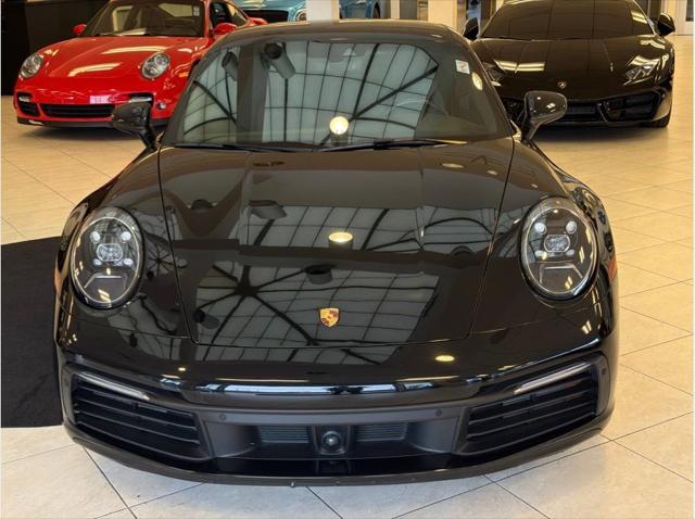 2020 Porsche 911 Carrera