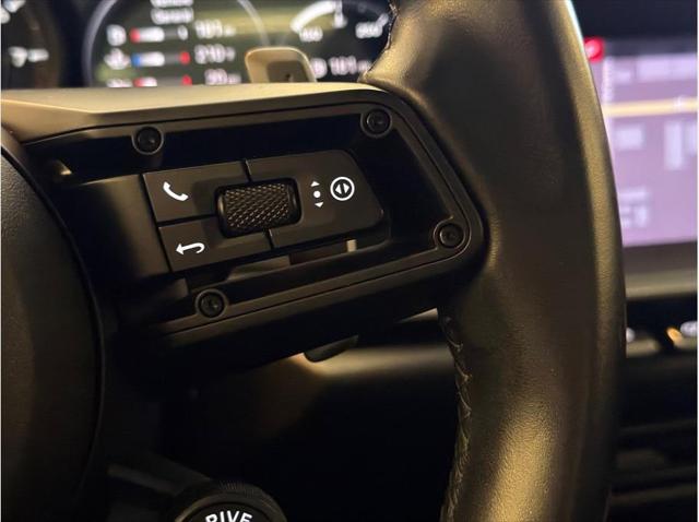 2020 Porsche 911 Carrera