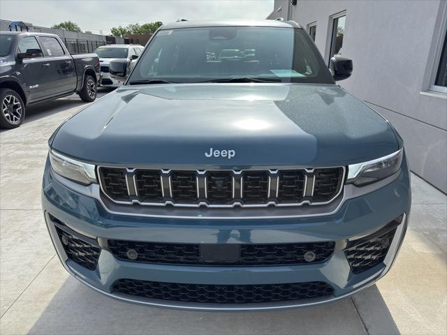 2026 Jeep Grand Cherokee L Summit 4x4