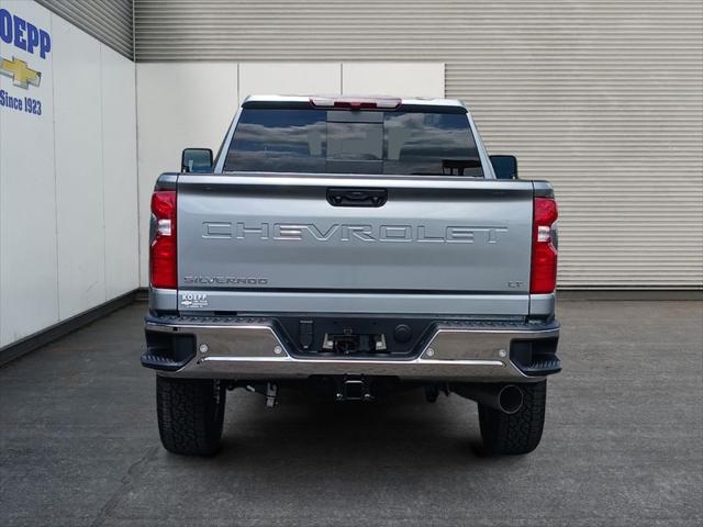 2026 Chevrolet Silverado 2500HD Crew Cab, Standard Bed, LT, 4WD