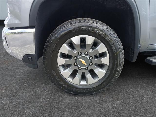 2026 Chevrolet Silverado 2500HD Crew Cab, Standard Bed, LT, 4WD