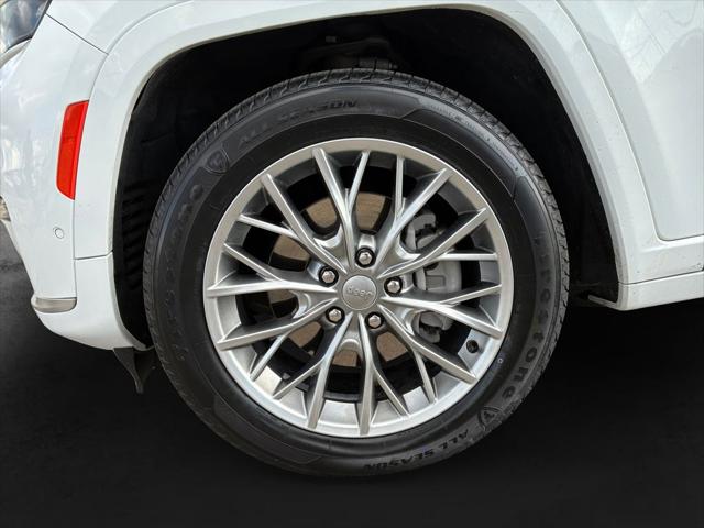 2023 Jeep Grand Cherokee L Summit 4x4